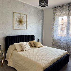 Camera con letto king size
